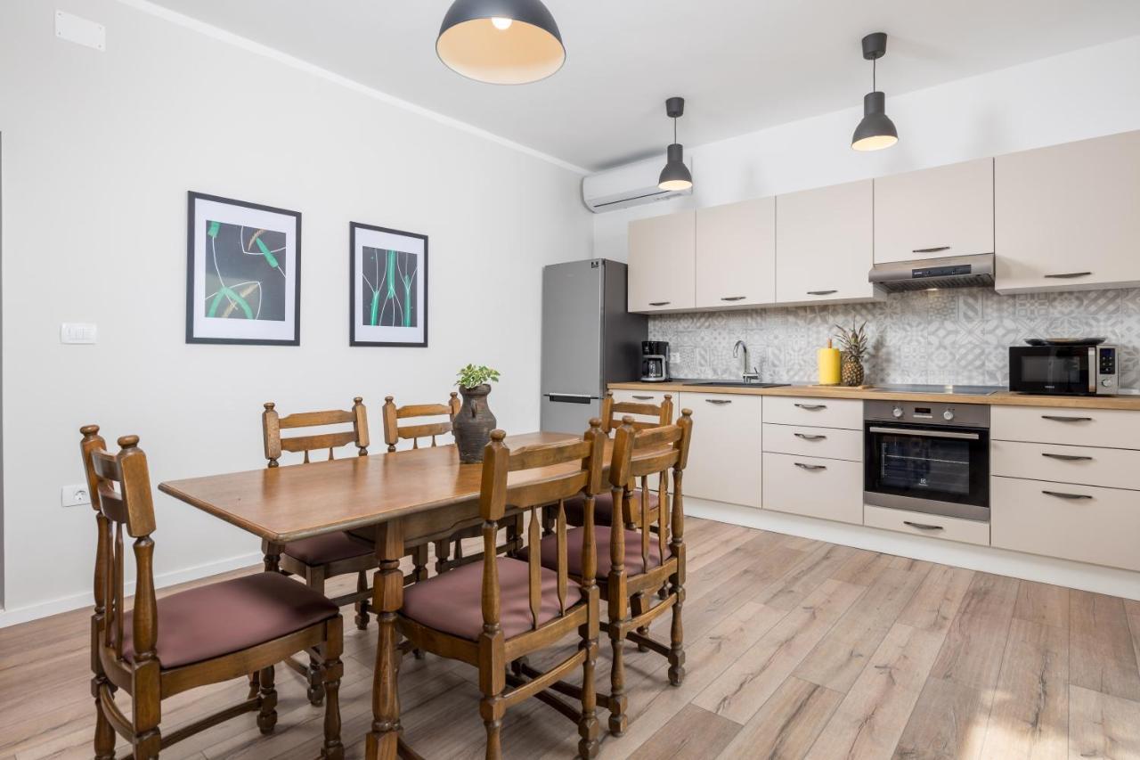 Apartment Div ロヴラン エクステリア 写真